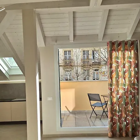 아파트 Platani Del Corso - Attico Con Parcheggio Privato - Private Parking